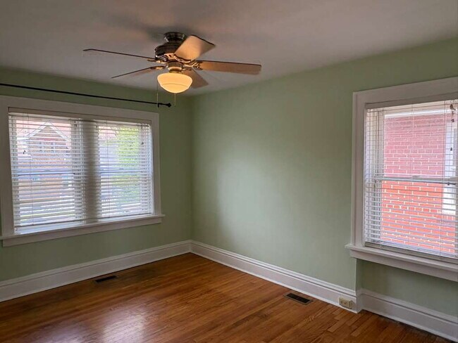 Building Photo - 6926 Hurst Ct