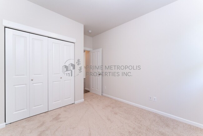 Building Photo - 9648 15th St SE