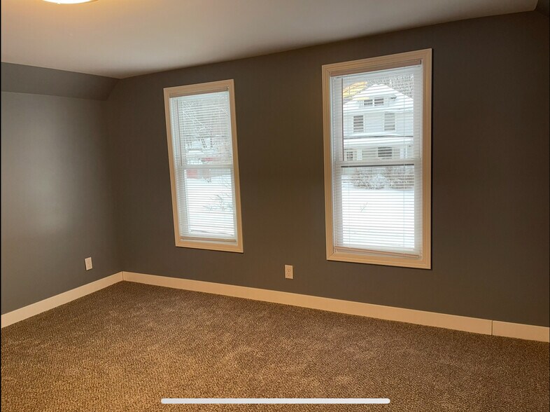 Building Photo - 1032 Denner St