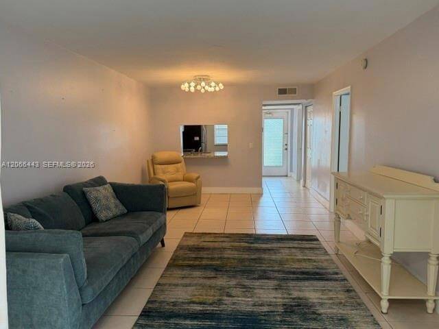 Building Photo - 9420 Poinciana Pl