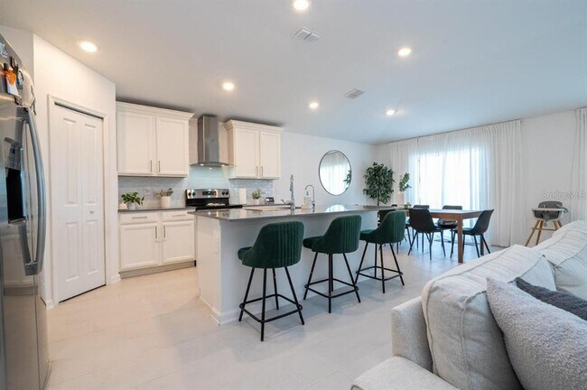 Building Photo - 5391 Preserve Blvd