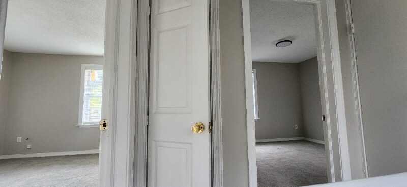 Building Photo - 946 20th St