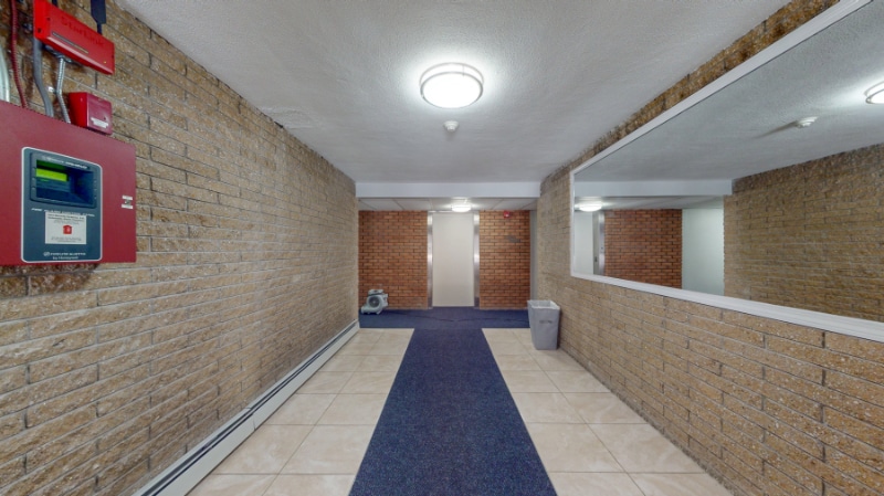 Building Photo - 15 Walbridge St