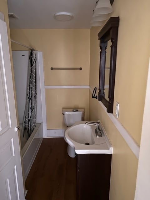 Bathroom - 3219 N 3rd St