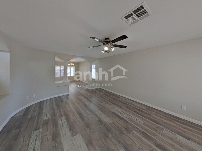 Building Photo - 2696 Pala Dura Dr