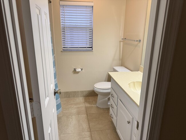 Building Photo - 2632 SW Willowood Cir