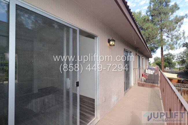 Building Photo - 2 bed 1 bath condo in Alpine with pool in ...