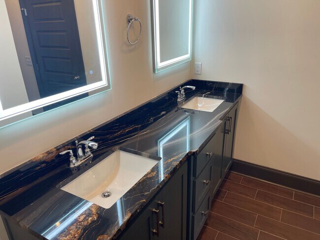 Building Photo - Loft Condos in Opelika