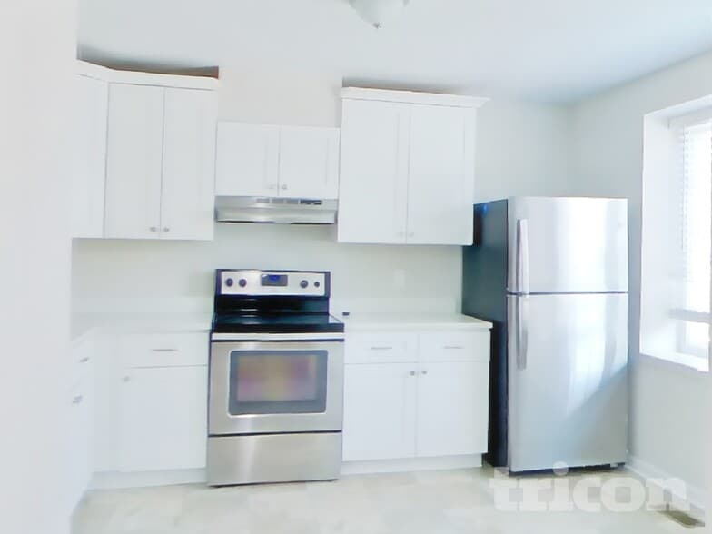 Building Photo - 50 Hamlet Dr