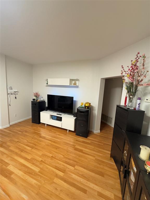 Building Photo - 15200 Mandarin Crossing