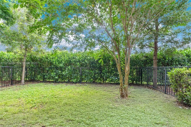 Building Photo - 3374 NW 5th St