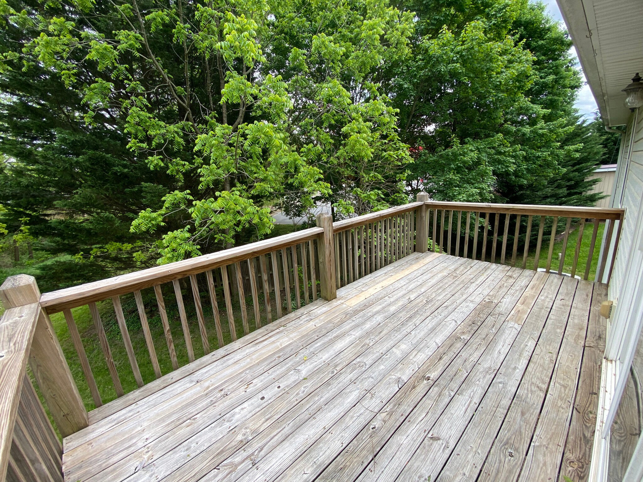 Porch overlooking side yard - 12 Brookside Cir