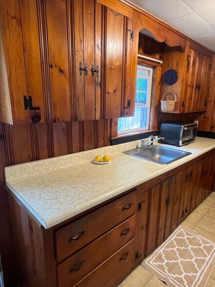 Kitchen - 12 Ostable Rd