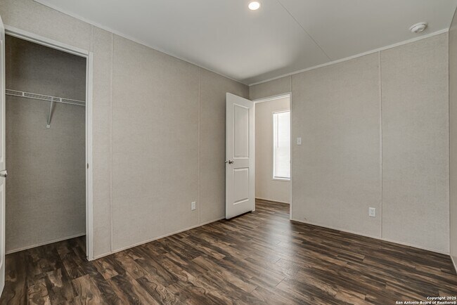 Building Photo - 78 Spanish Oak Rd