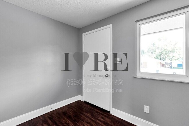 Building Photo - 7025 Retton Rd
