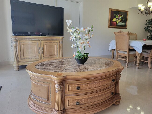 Building Photo - 2401 S Ocean Dr