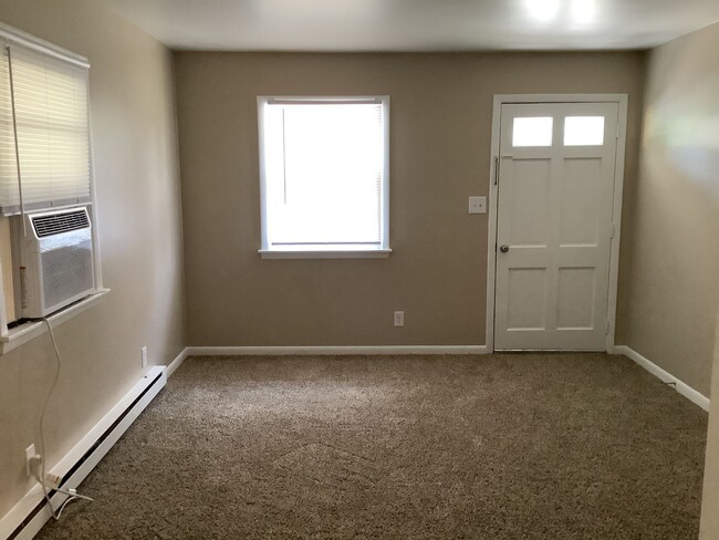 Building Photo - Cozy 3-Bedroom, 1-Bath Home – Great Value!