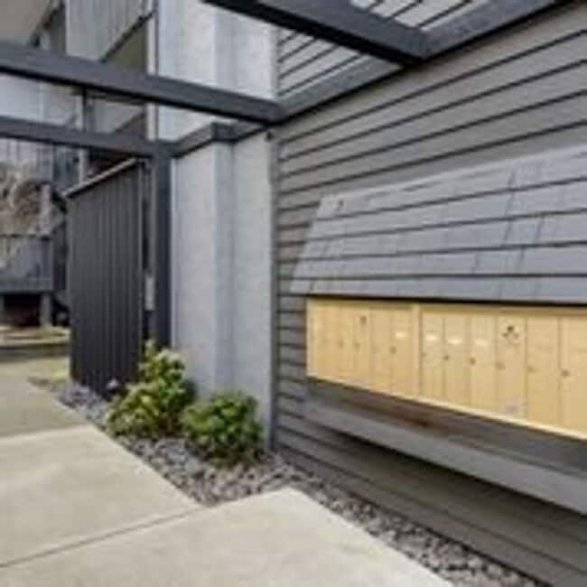 Building Photo - Samsara