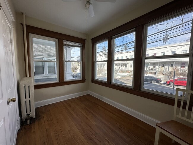 Building Photo - 66 Louis St