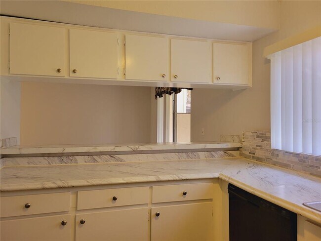 Building Photo - 9209 Seminole Blvd