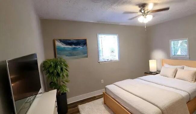 Primary Photo - 710 Jefferson Dr