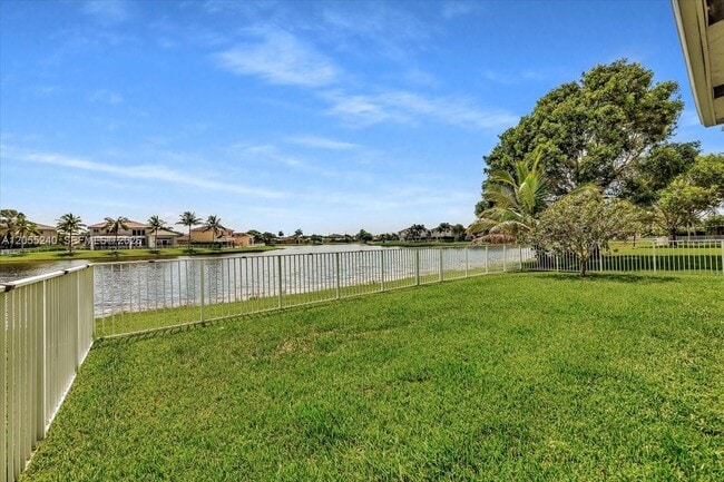 Building Photo - 6228 SW 194th Ave