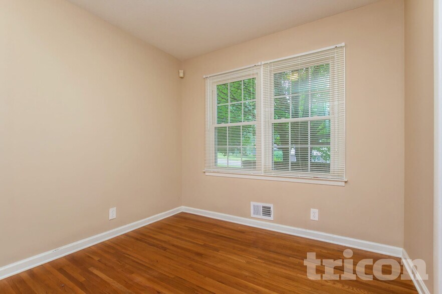 Building Photo - 761 San Miguel Dr