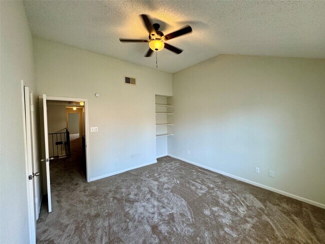 Building Photo - 5810 Twisted Pine Ct