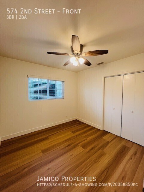 Building Photo - 574 2nd St