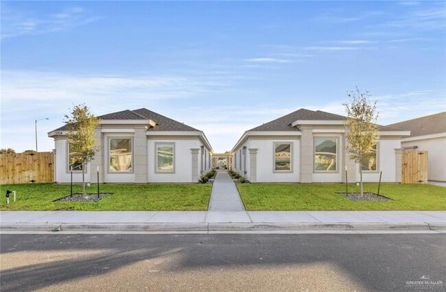 Primary Photo - 1301 W Sucre Dr