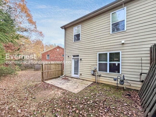 Building Photo - 7073 Blairs View Dr