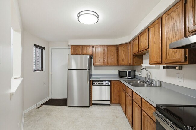 Building Photo - 8457 Bubbling Springs Dr