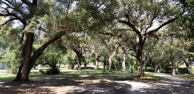 Building Photo - 9531 Seagrape Dr