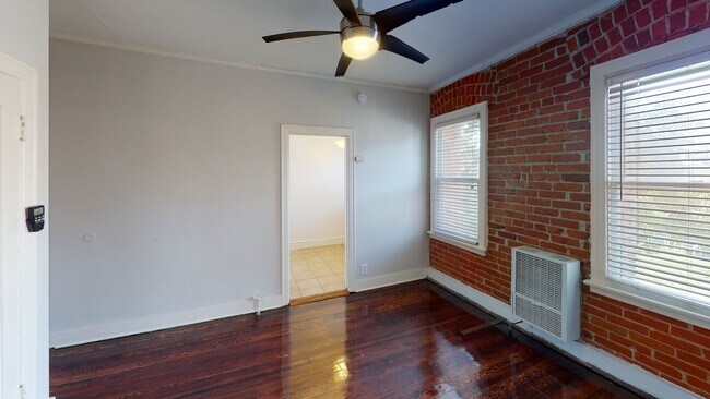 Primary Photo - 1324 Calumet Ave Los Angeles CA 90026