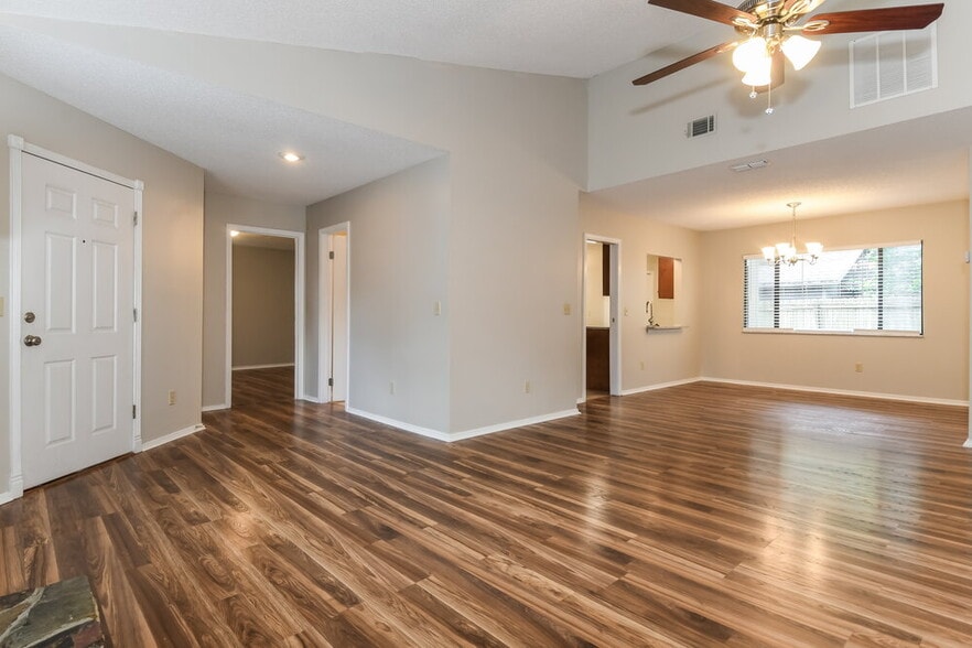 Building Photo - 1476 Apple Oak Ct