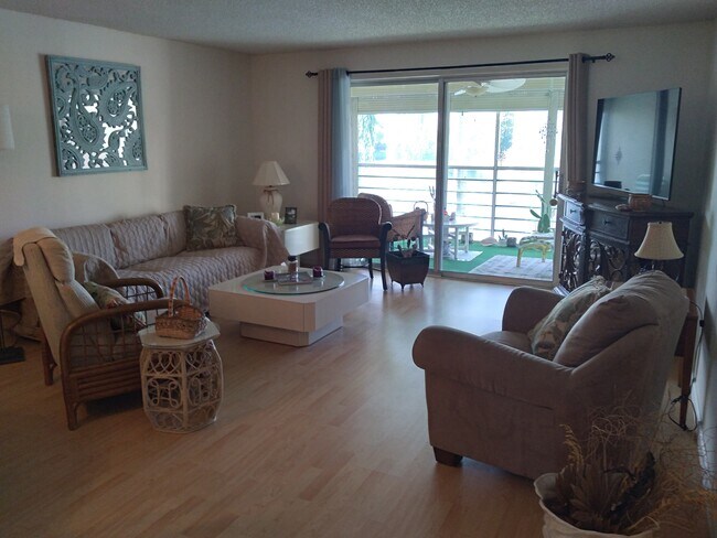 Living Room - 131 SE 3rd Ave