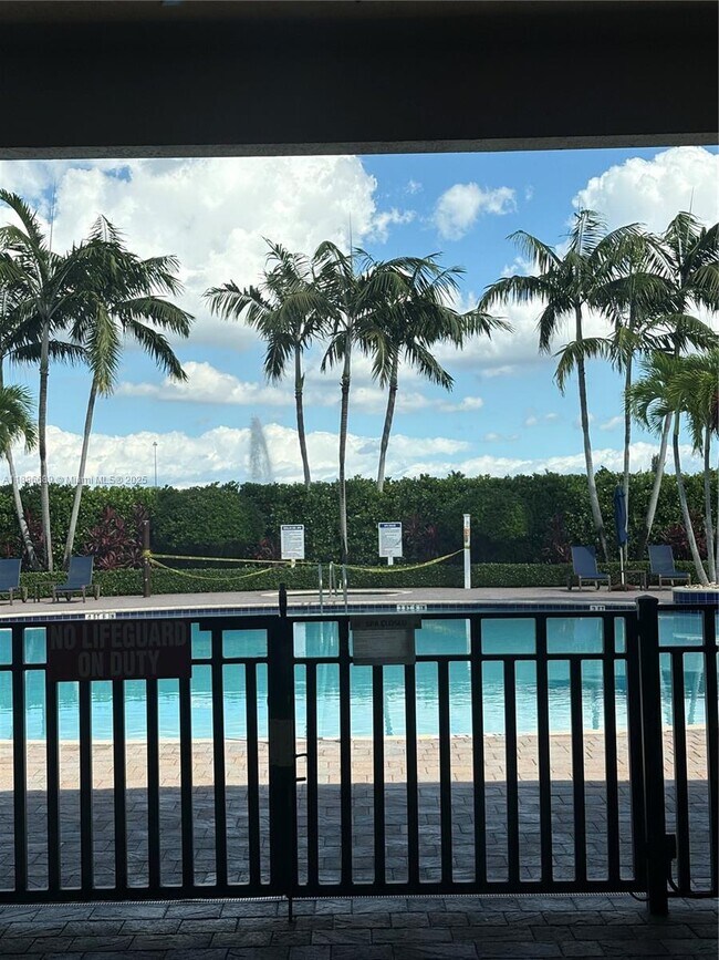 Building Photo - 3383 W 90th St