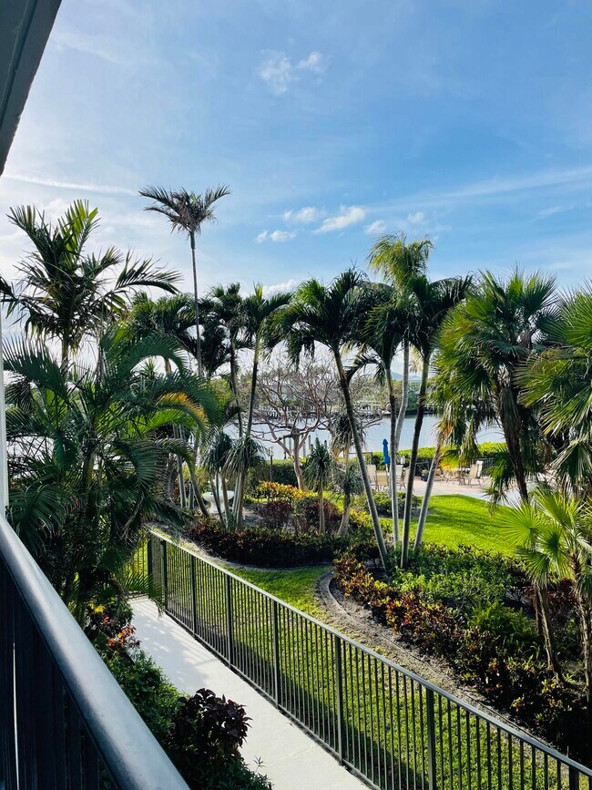 Building Photo - 3545 S Ocean Blvd