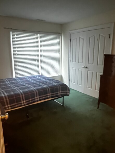 Building Photo - 4203 New Town Ave