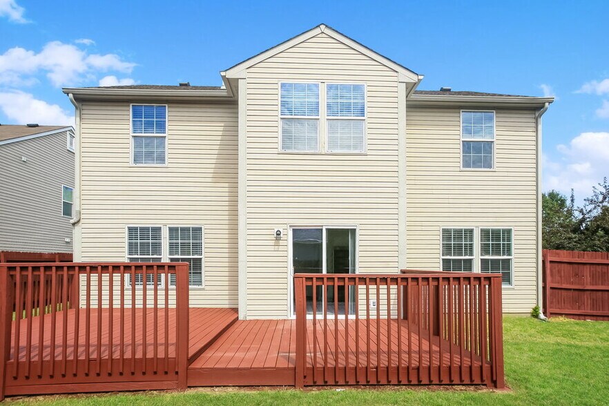 Building Photo - 3329 Gainesville Ct