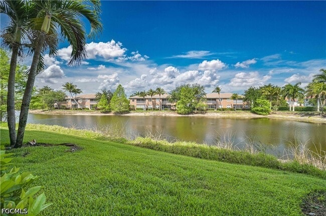 Building Photo - 9601 Spanish Moss Way
