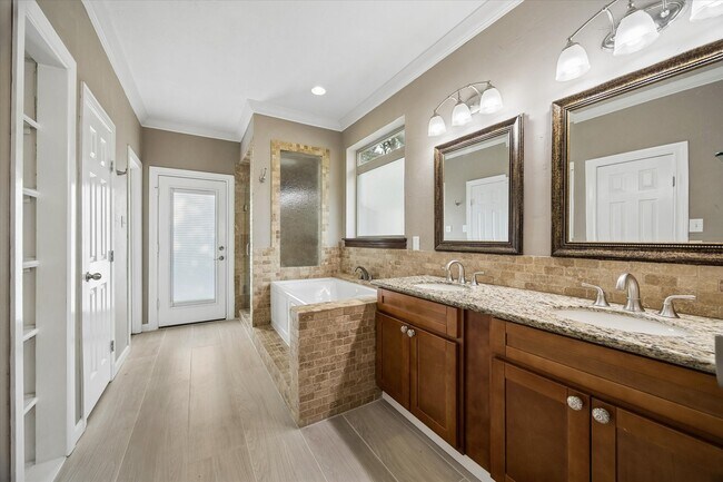 Building Photo - 5315 Sunbright Ct