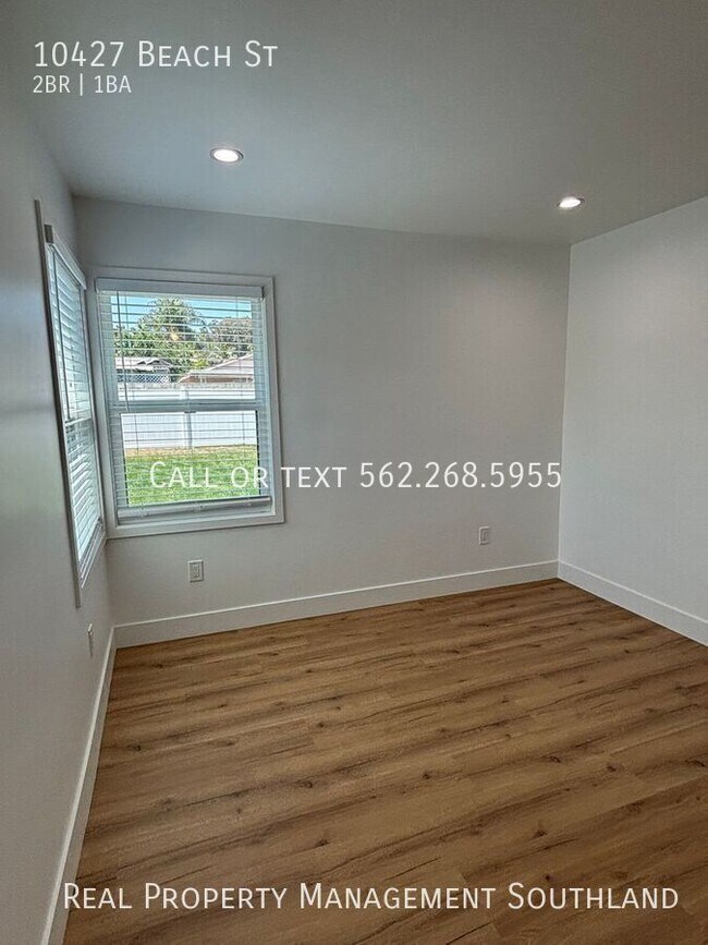 Building Photo - 10427 Beach St