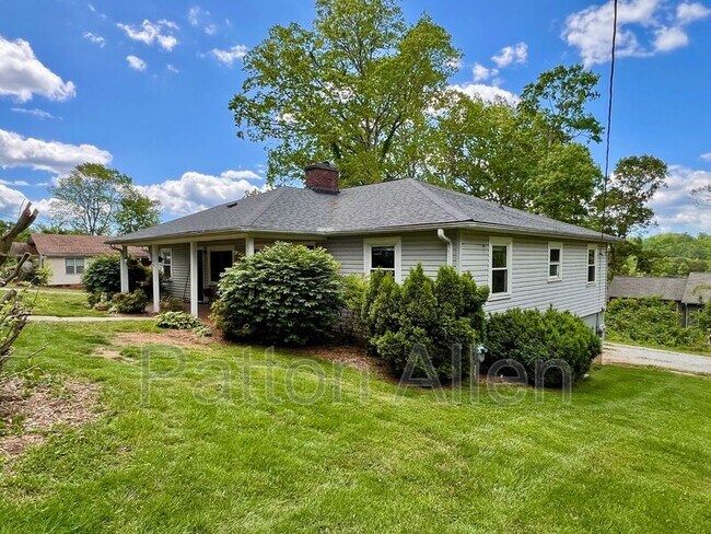 Building Photo - 135 Haynes St