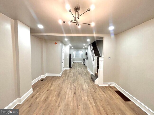 Building Photo - 3023 Redner St