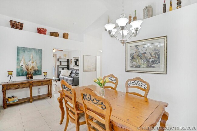 Building Photo - 5335 Vernio Ln