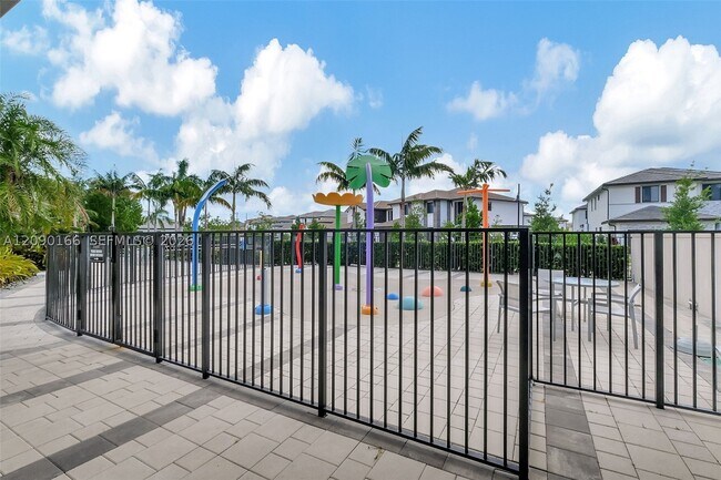 Building Photo - 4540 NW 83rd Path