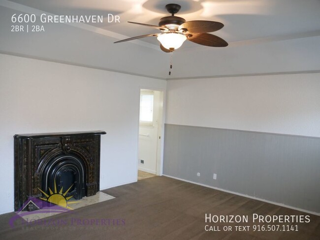 Building Photo - Cozy 2 Bed 2 Bath 1,864sqft Duplex in Gree...