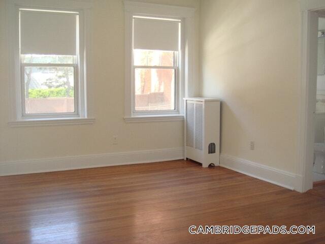 Building Photo - 18 Chauncy St