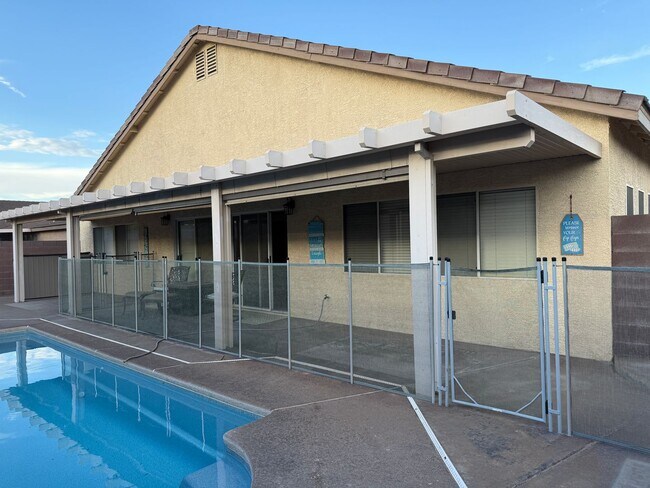 Building Photo - 79 Casa Del Fuego St